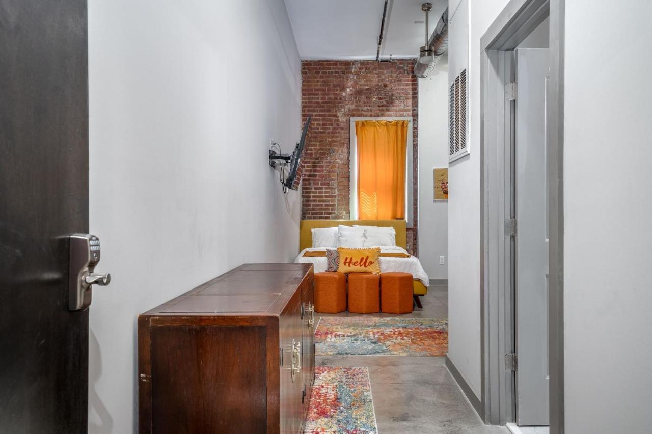 The Davis Lofts At Main Street - Unit 1E Daire Rocky Mount Dış mekan fotoğraf